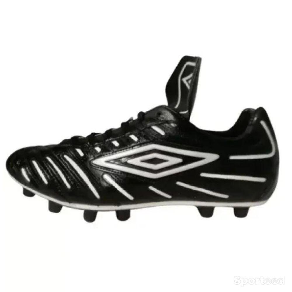 Football - Chaussures de foot Umbro Speed - photo 1