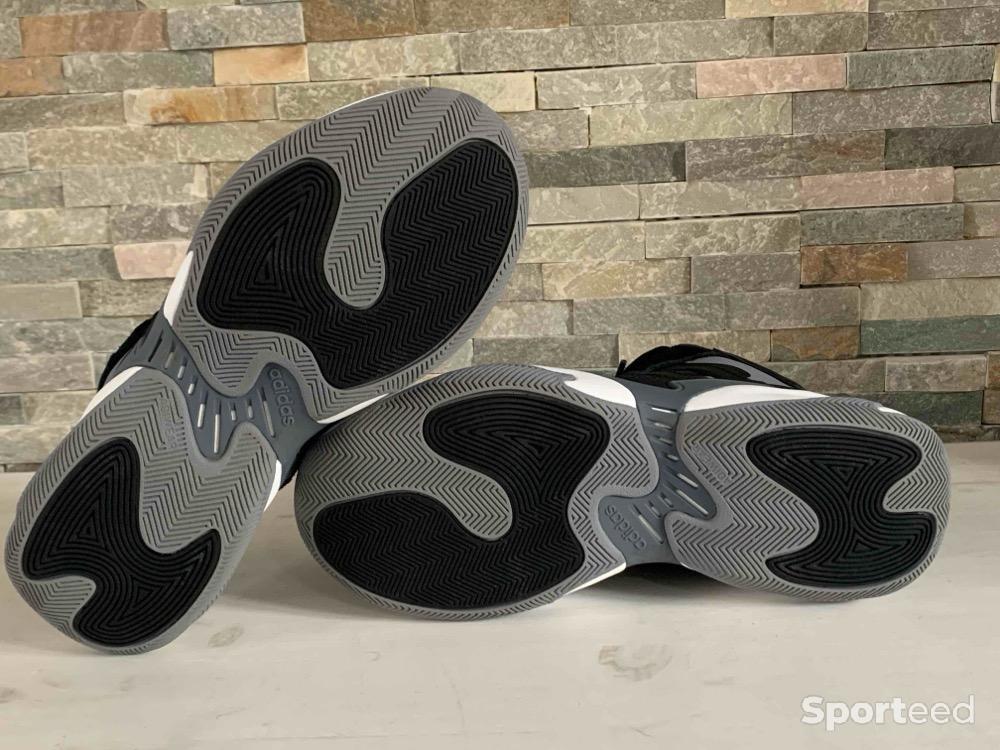 Athlétisme - Chaussures Adidas pointure 40,5 - photo 5