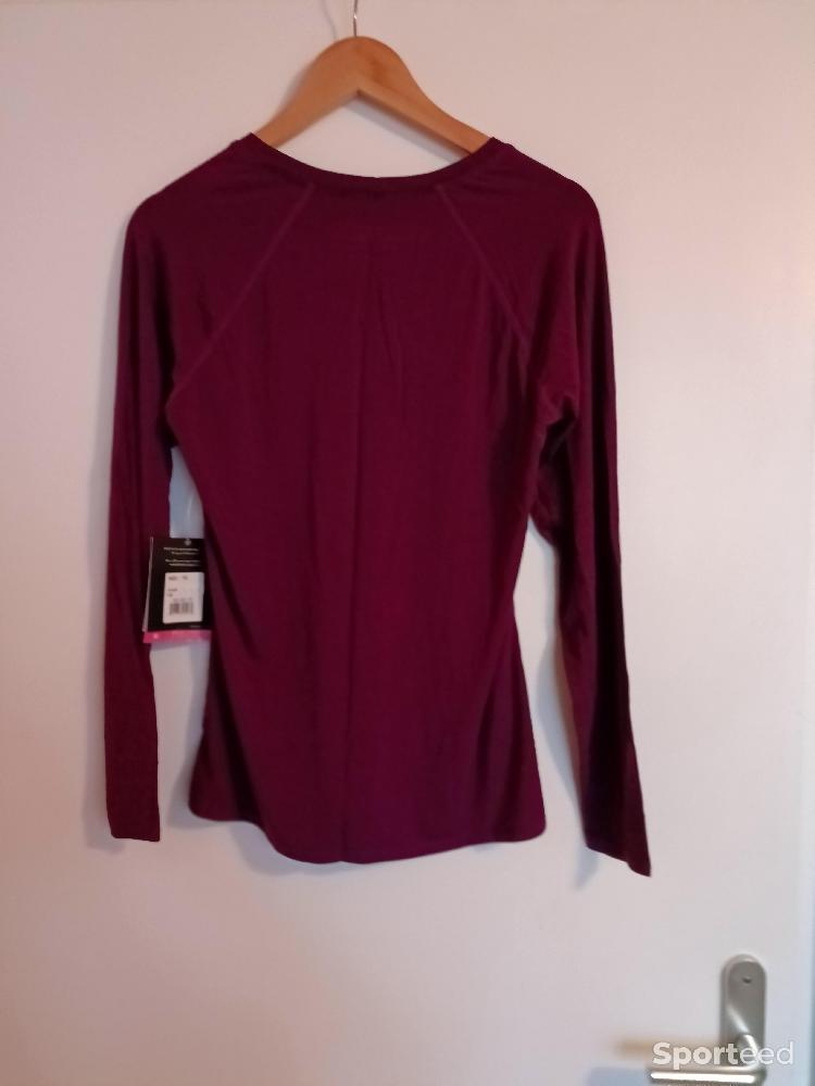 Course à pied trail - Snow Angel Cashmere Graphic Crew Neck Top Purple Large - photo 1