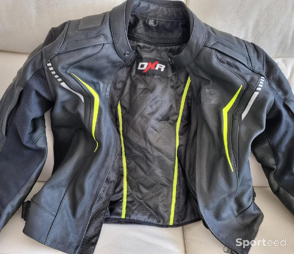 Moto route - Blouson cuir. - photo 1