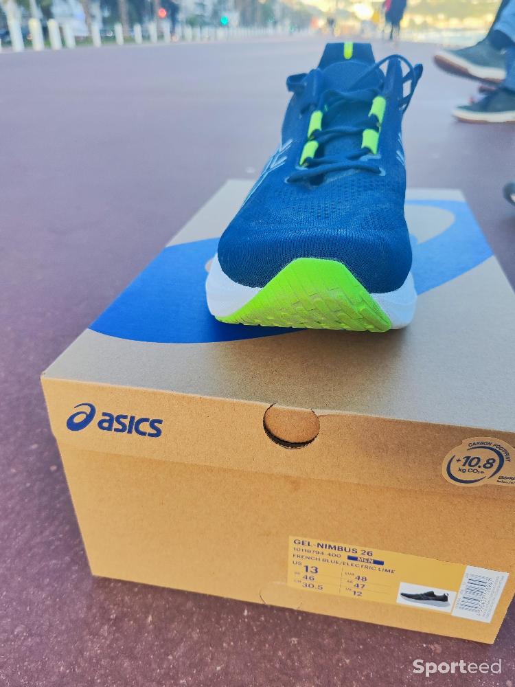 Course à pied route - Chaussures running   Homme Asics Gel Nimbus 26 taille 48 - photo 2