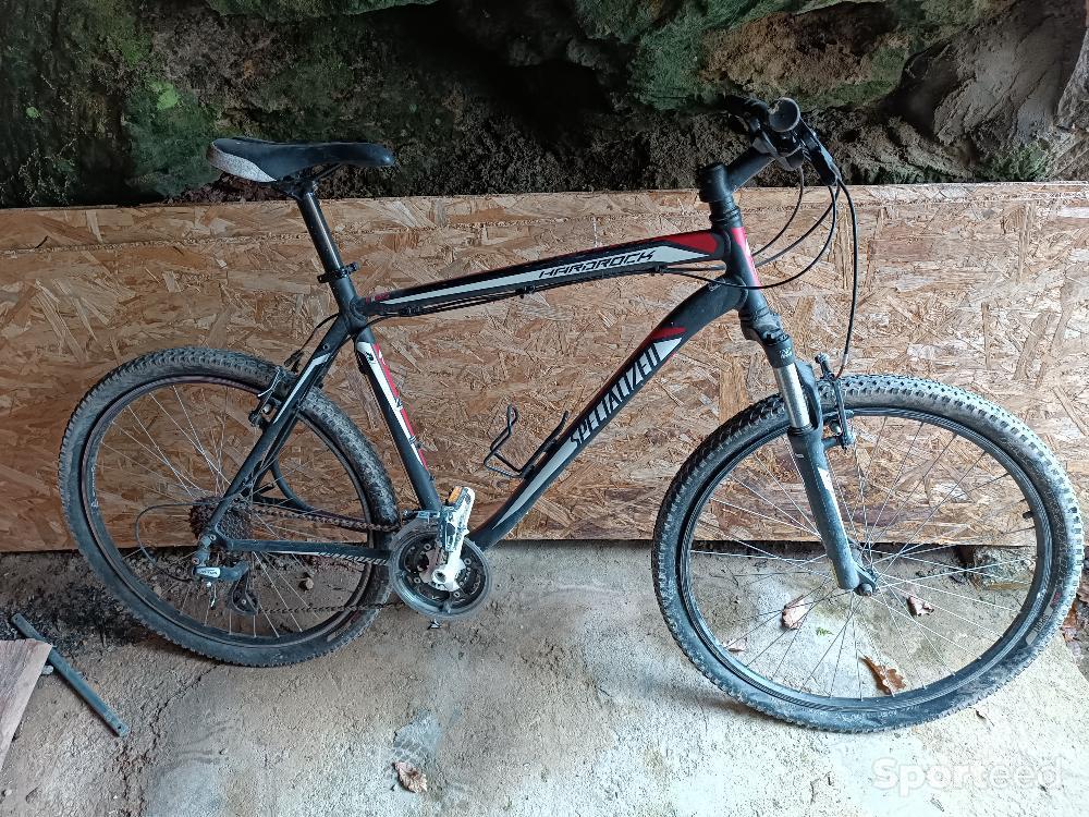 Vélo tout terrain - VTT - VTT Specialized 24' • Faire offre - photo 3