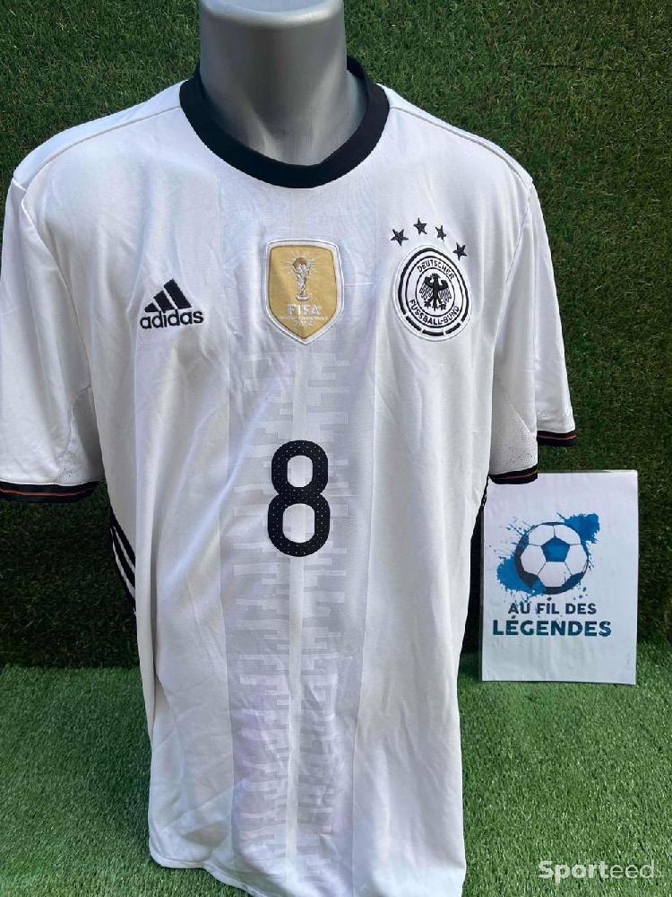 Football - Maillot Özil Allemagne  - photo 2