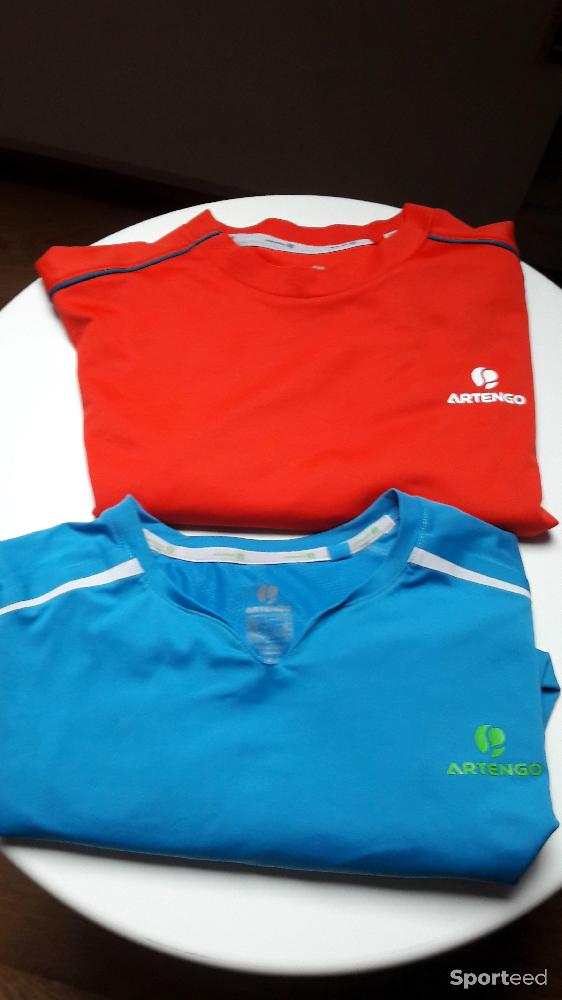 Tennis - 2 T-shirts taille S - photo 1