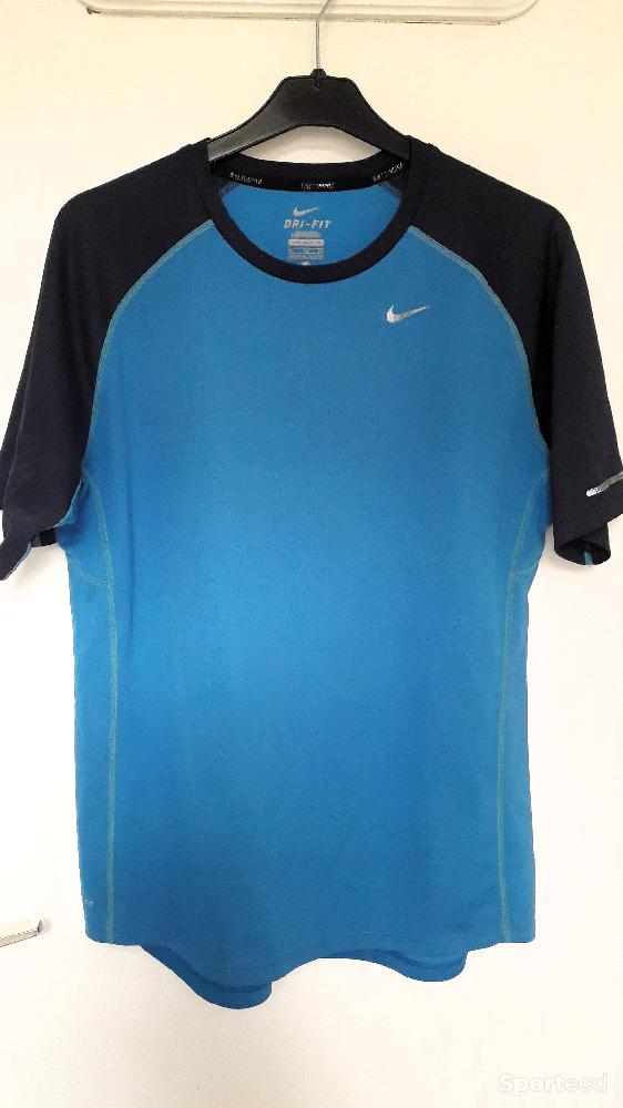 Tennis - T-shirt Nike Running 13/15 ans - photo 2