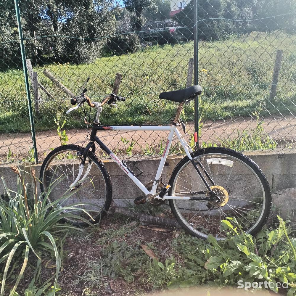 Vélo tout terrain - VTT - Vélo Mustang - photo 2