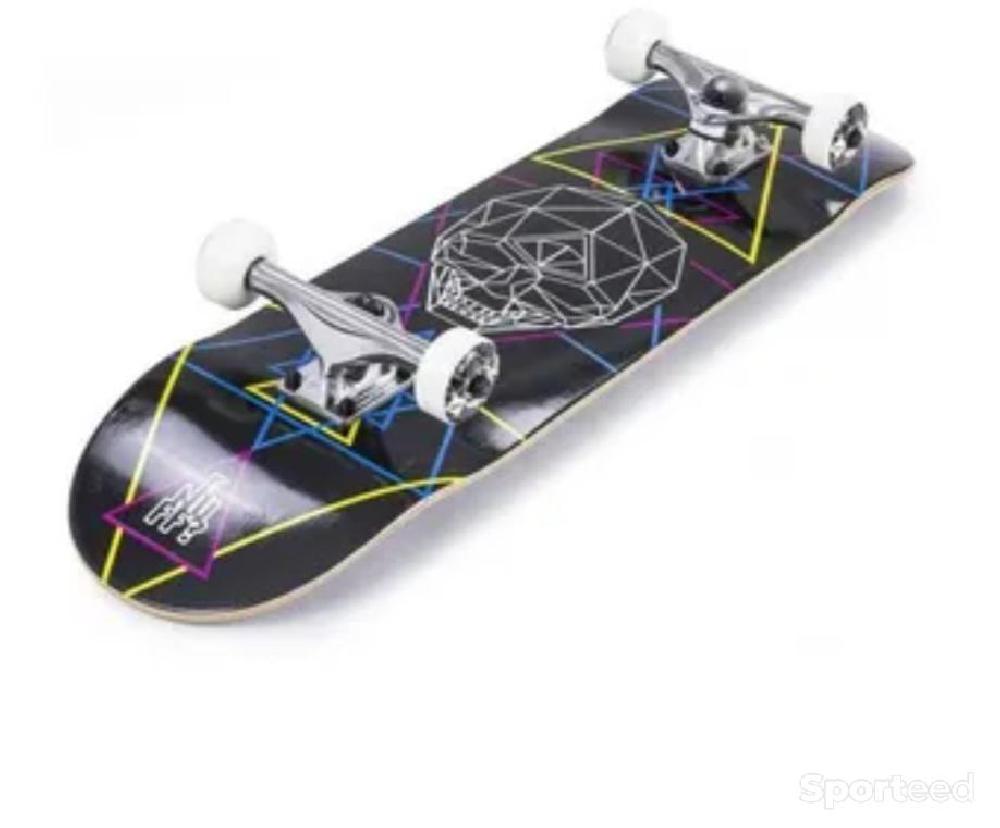 Skateboard / Longboard - Skateboard enuff 8' - photo 1