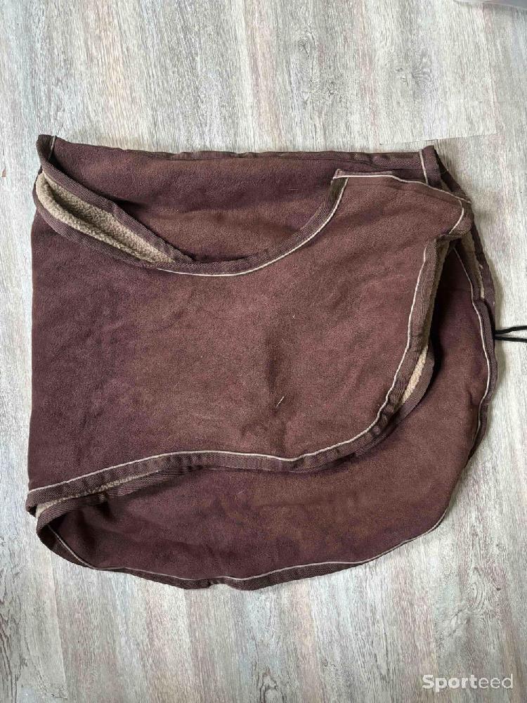 Equitation - Couvre reins marron polaire Equithème taille 125 cm  - photo 4