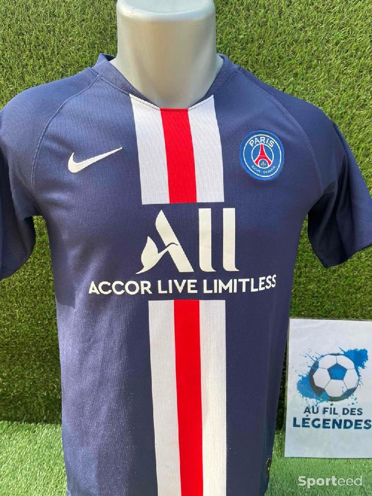 Football - Maillot Cavani PSG  - photo 2