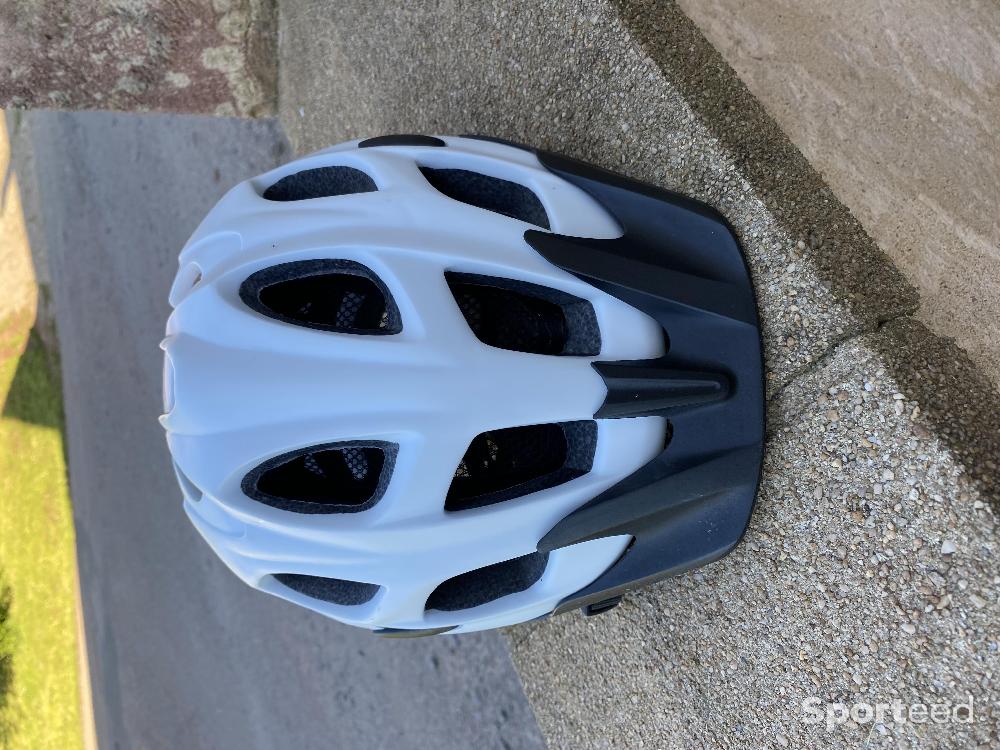 Vélo loisir / urbain - Casque vélo - photo 2