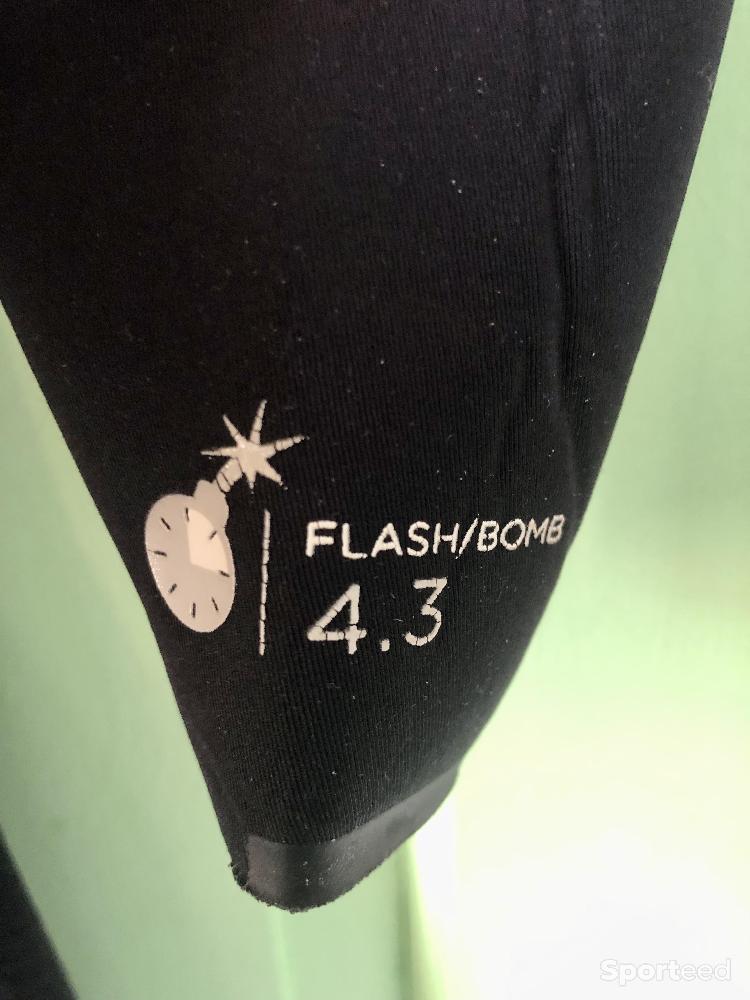 Kitesurf - Combinaison RipCurl E4 Flashbomb 4.3 Frontzip - photo 3