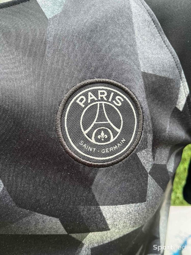 Football - Maillot d’entraînement PSG  - photo 2