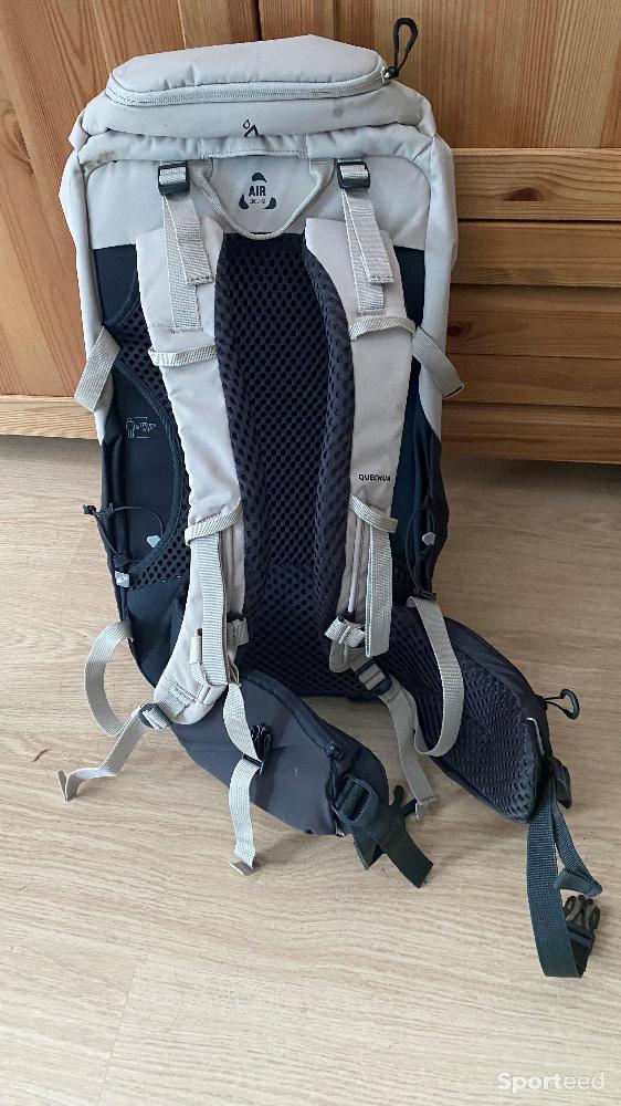 Randonnée / Trek - sac à dos rando  Queshua 20 l excellent état - photo 1