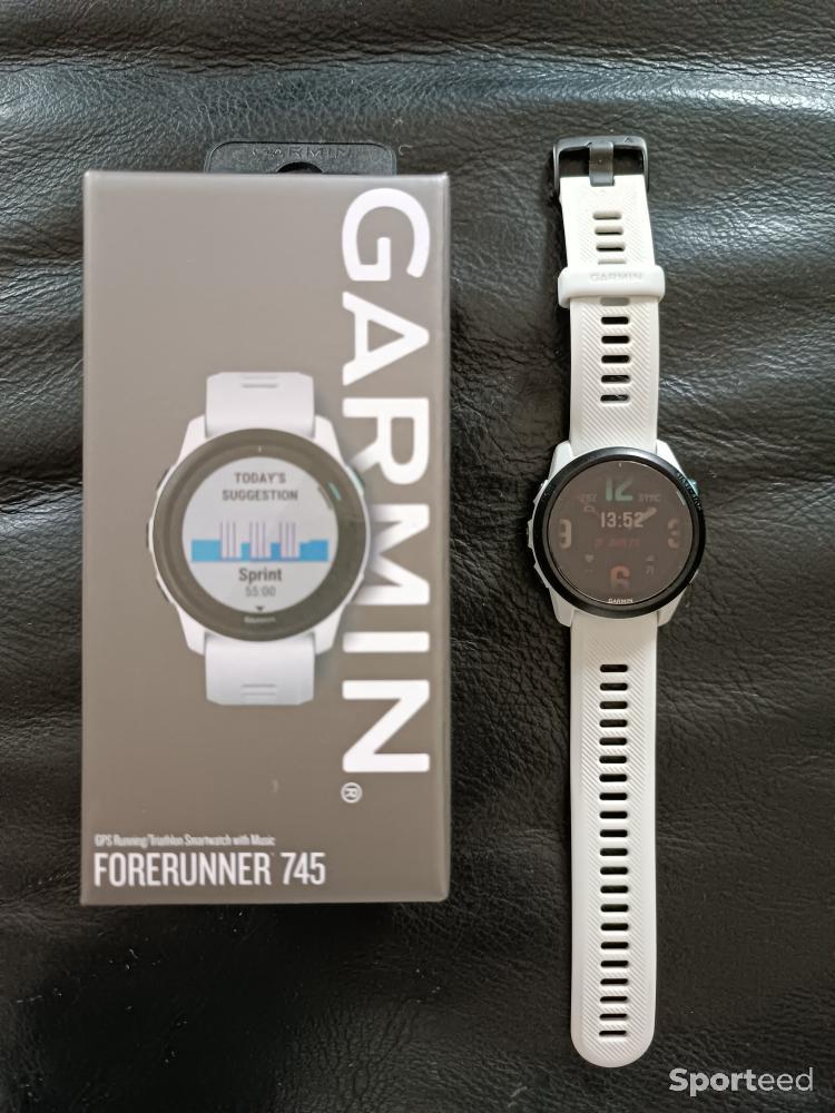 Accessoires électroniques - Montre GARMIN Forerunner 745 - photo 1