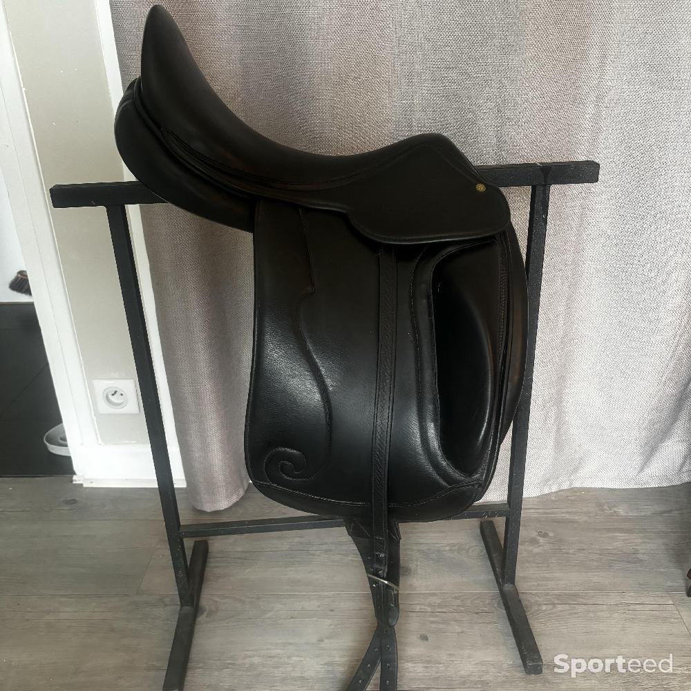 Equitation - selle de dressage SCB - photo 1