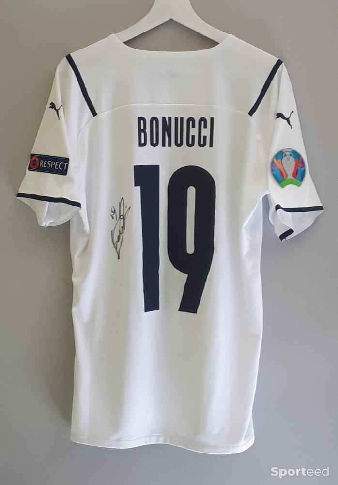 Football - Bonucci worn/issued & signed shirt with COA - photo 1