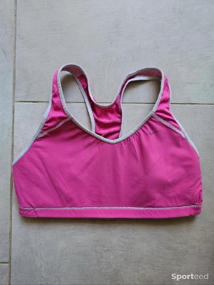 Course à pied route - Brassière de sport femme Nike taille L - photo 1