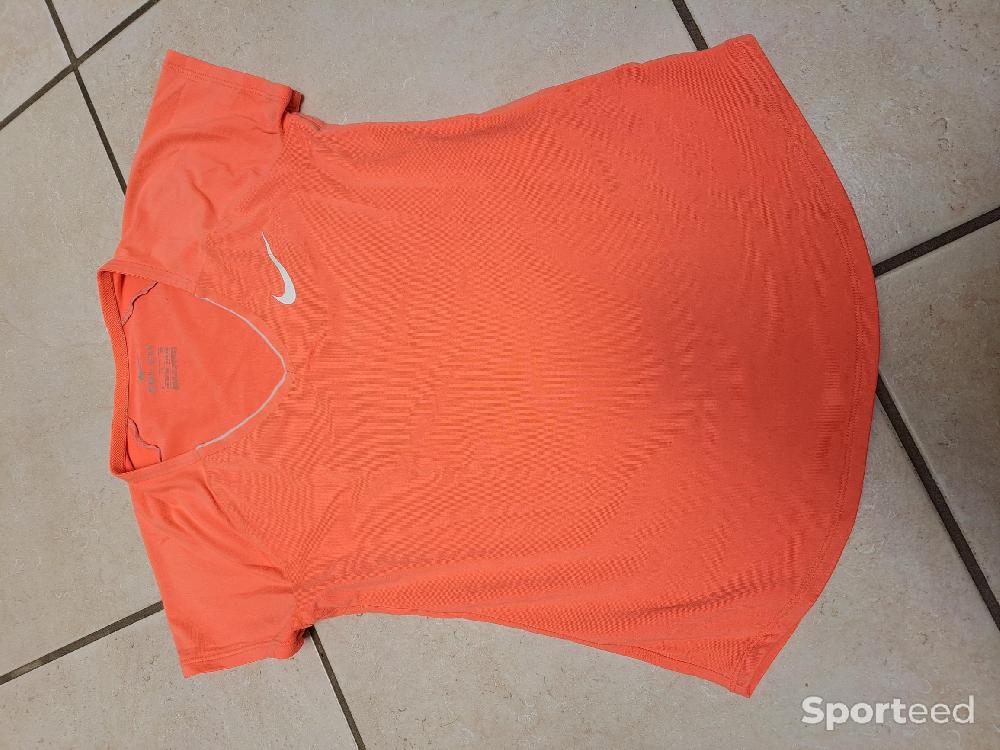 Tennis - tee-shirt de tennis - photo 1