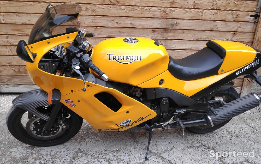 Moto route - TRIUMPH DAYTONA 900 SUPER III - photo 5