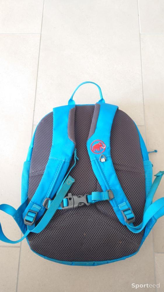 Randonnée / Trek - Sac à dos de randonnée Mammut First Zip 8L - pour enfants - seconde main en trés bon état - photo 2