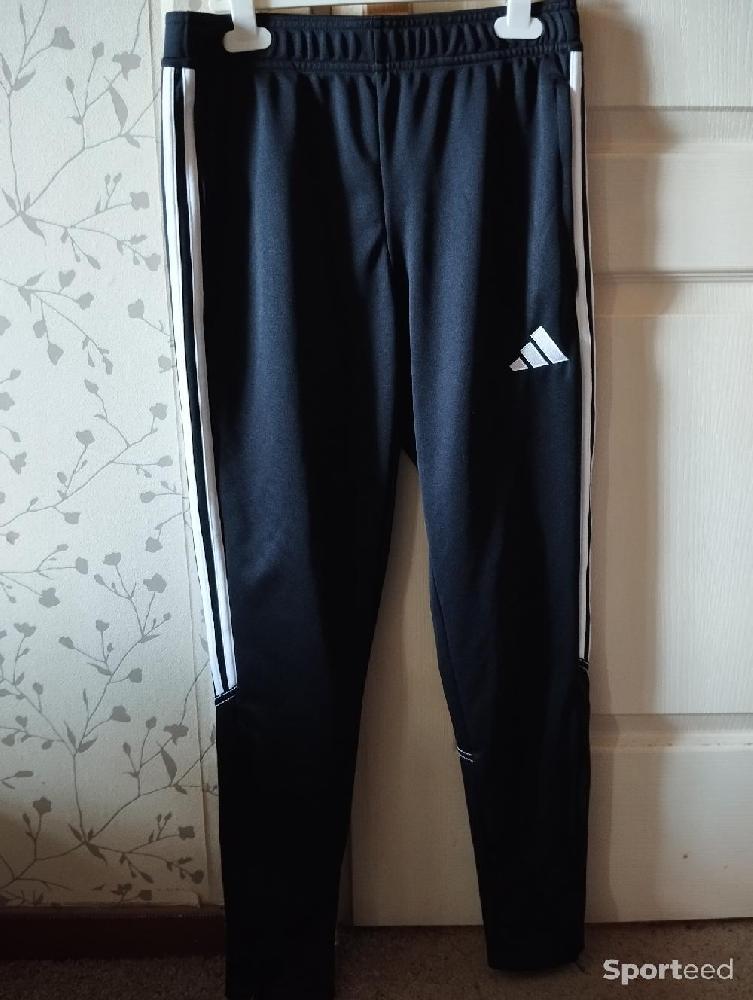 Sportswear - Pantalon de survêtement Adidas taille S - photo 1