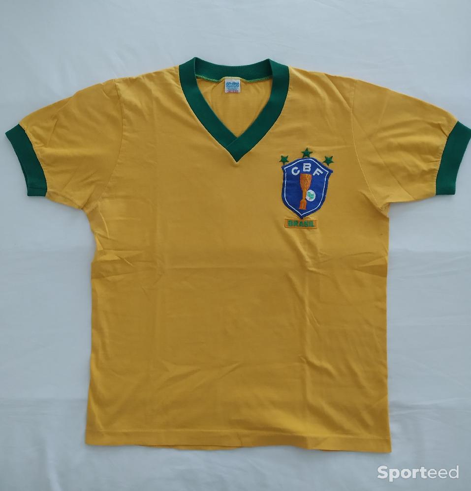 Football - Maillot Rétro Original du Brésil 1981-1982 - photo 1