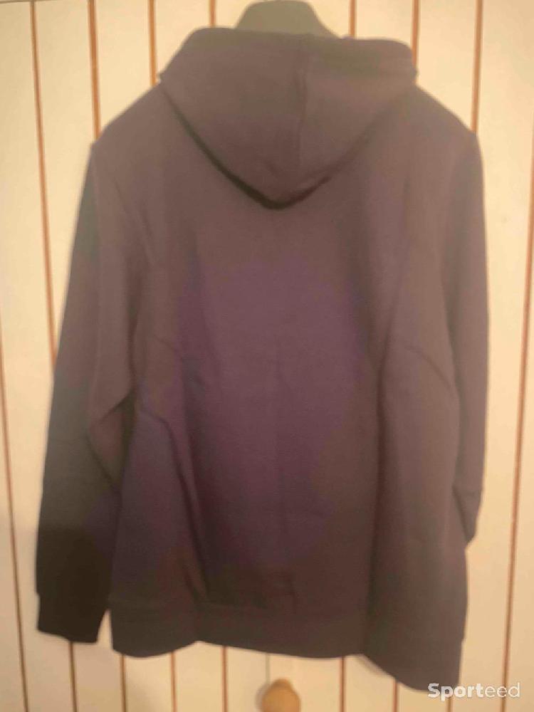 Sportswear - Sweat-shirt capuche -50% - photo 2