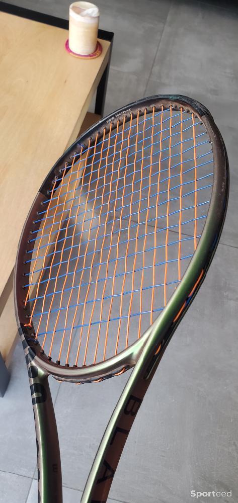 Tennis - Wilson Blade 98S v8 lot de deux cordées  - photo 4