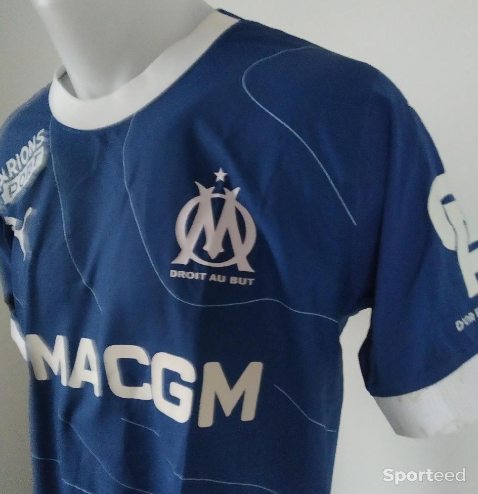 Football - Maillot Olympique de Marseille porté et signé par Azzedine Ounahi - photo 2