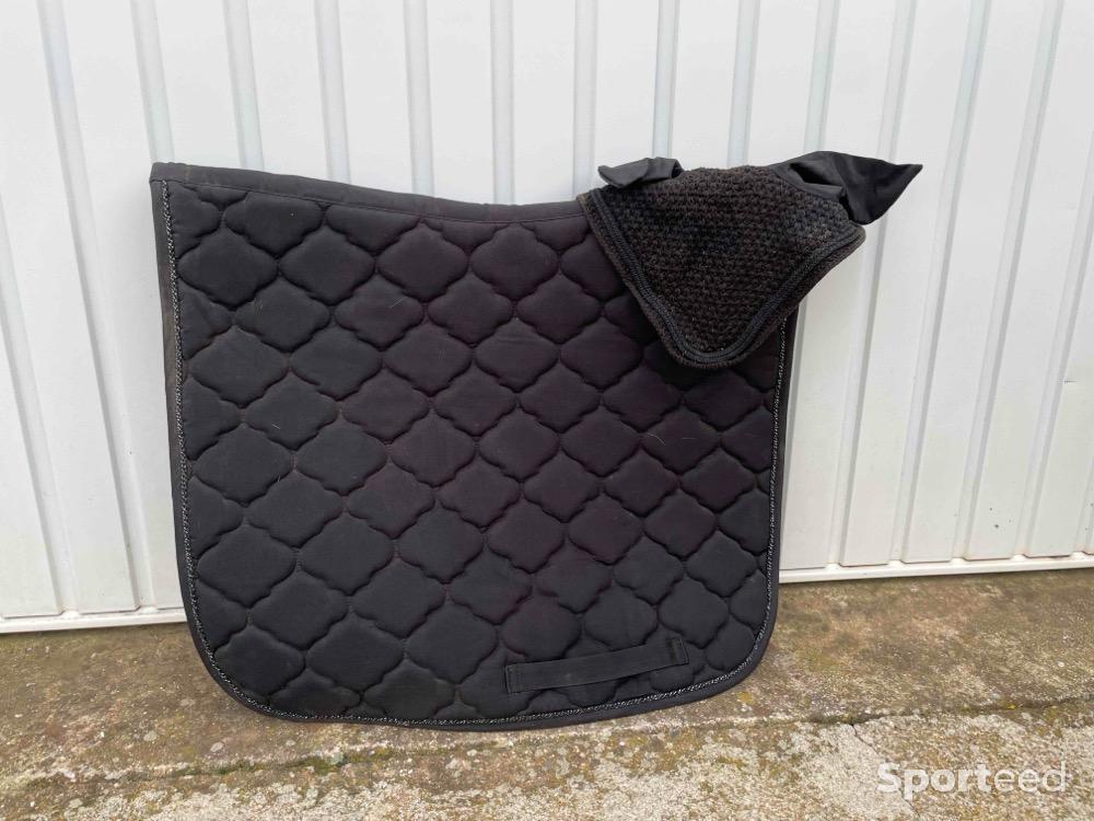 Equitation - Tapis riding world + bonnet - photo 1