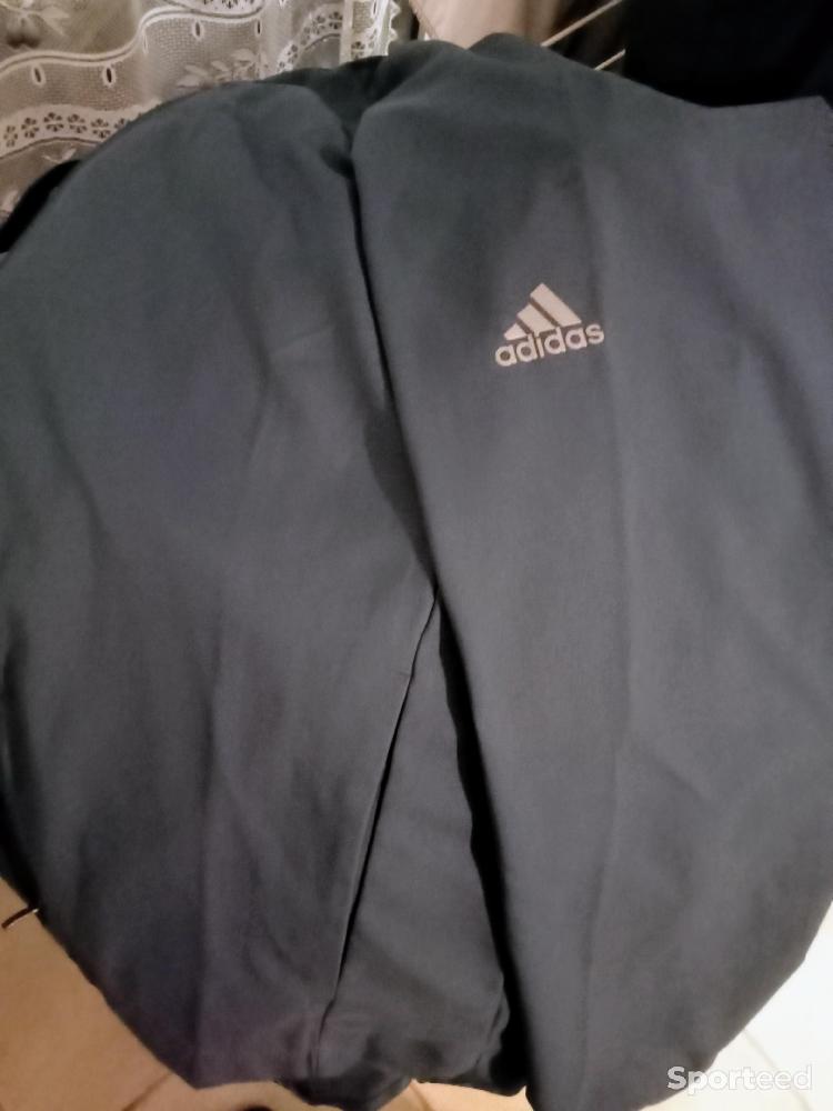 Tennis - Veste Adidas matière technique. - photo 1