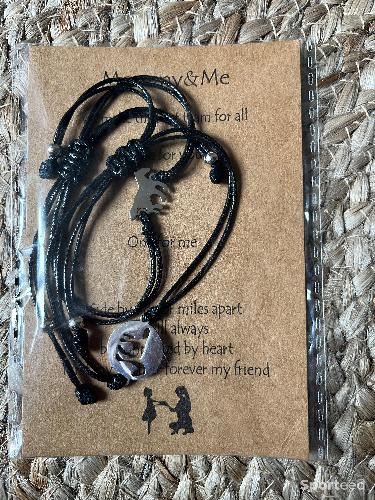Equitation - Lot de 2 bracelets avec chevaux à partager NEUF - photo 4