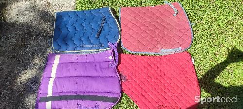 Lot 4 tapis
