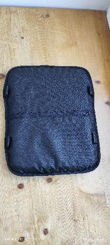 Moto route - Coussin d'assise de selle Moto alvéolé gel 3D déhoussable parfait état  - photo 6