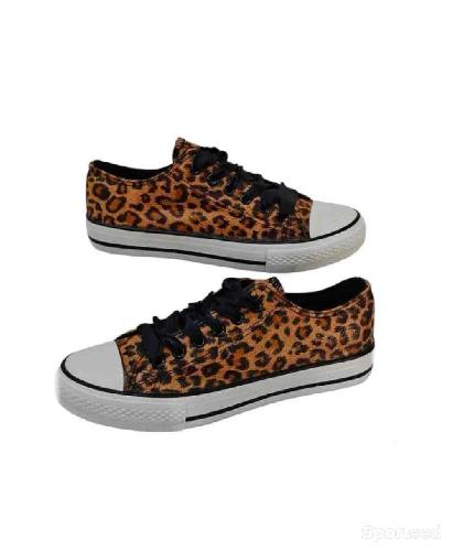 Baskets Merry Scott motif léopard lacets