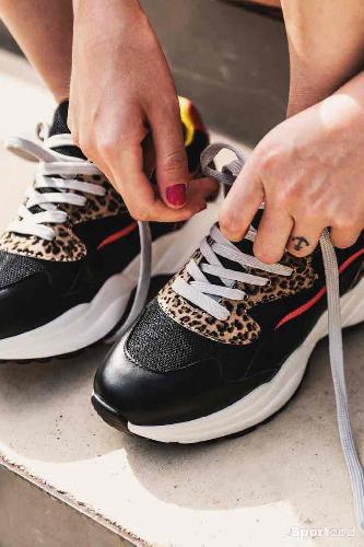 Sportswear - Basket Active Fashion noir motif léopard Femme - photo 3