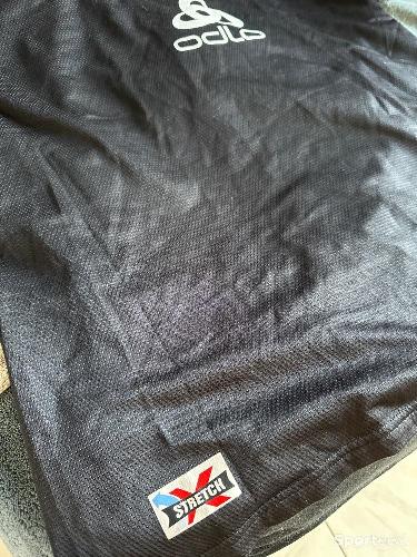 Course à pied trail - T-shirt thermique ODLO - photo 5