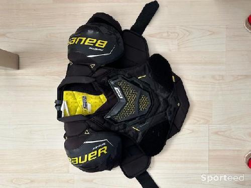 Hockey sur glace - Epaulières - photo 4
