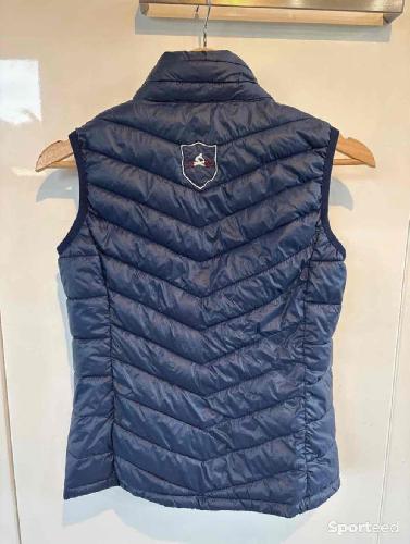 Equitation - Gilet sans manche Equitheme 14 ans parfait état  - photo 6