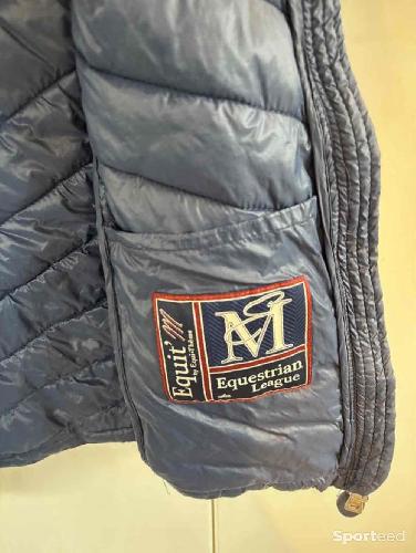 Equitation - Gilet sans manche Equitheme 14 ans parfait état  - photo 6