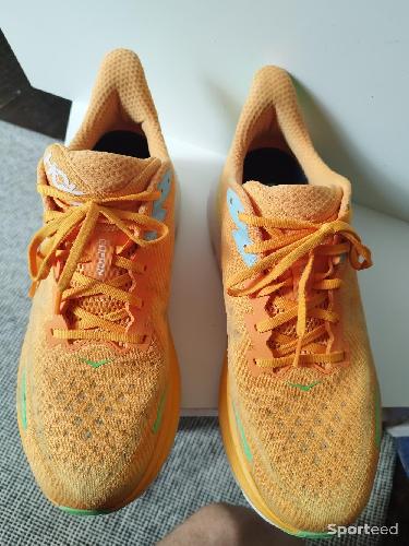 Course à pied route - Chaussures de running Hoka Clifton 9 - photo 6