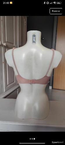 Pilates / Gym douce - Brassière rose de sport rembourrée - 85B - photo 4