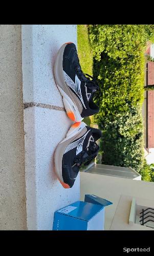 Course à pied route - Chaussures running route Diadora Atomo Black White humus  - photo 6