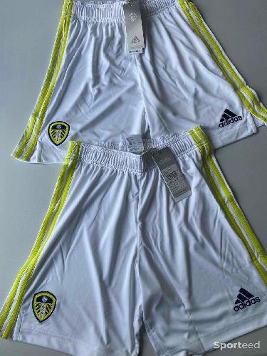 Football - Lot 2 shorts adidas leeds blanc et jaune taille s homme  - photo 6