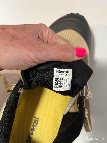 Course à pied trail - Chaussures running trail quasi neuves - photo 6