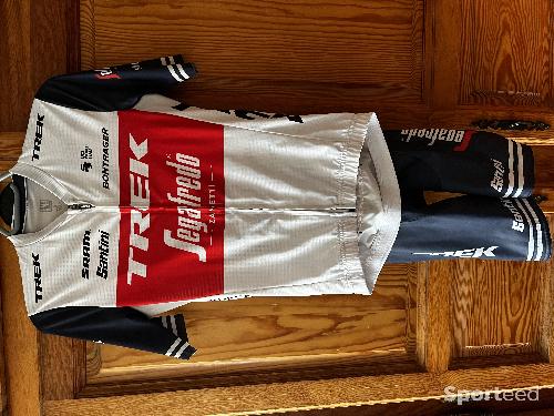 Vélo tout terrain - VTT - Ensemble cycliste Santini - Team Trek Segafredo  - photo 6