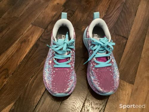 Course à pied route - Chaussures running femme Asics 37,5 - photo 5