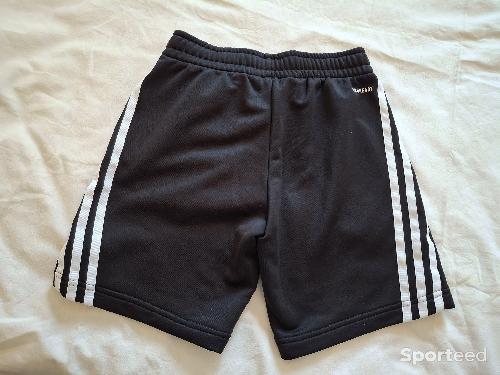 Sportswear - short adidas 9/10 ans - photo 6