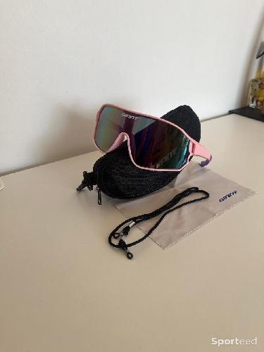 Course à pied trail - Lunette sport giant rose polarisé  - photo 5