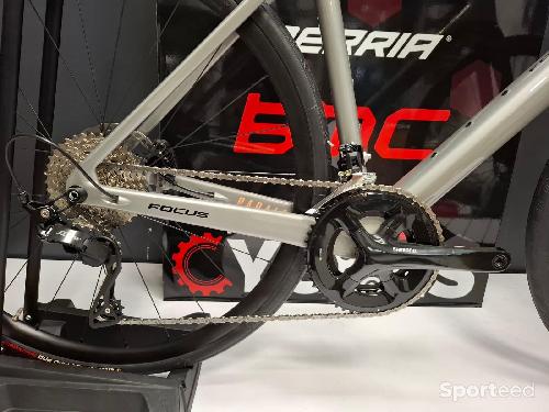 Vélo route - NEUF Focus Paralane 8.7 Taille L -16% - photo 4